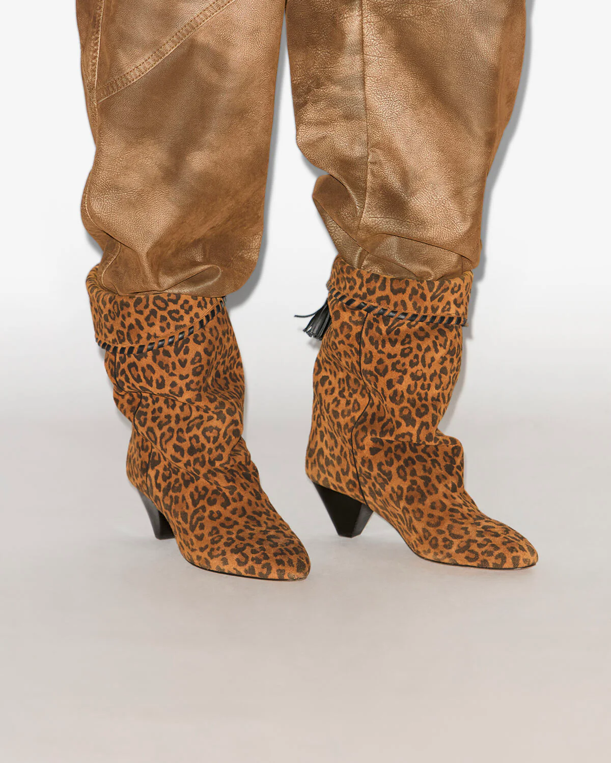BOOTS DALBY - Image 4